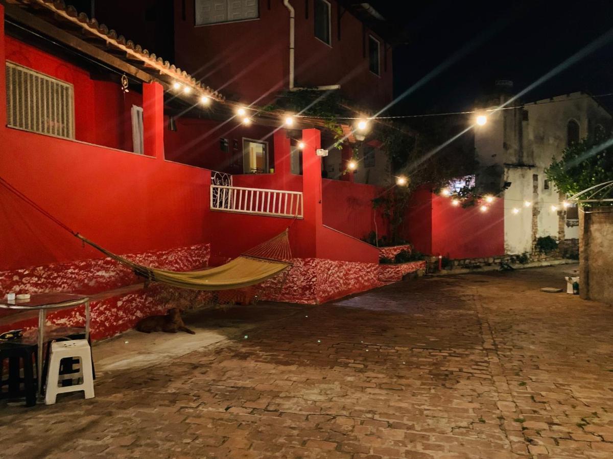 Vila Das Estrelas - Guesthouse เลนโซยส์ ภายนอก รูปภาพ