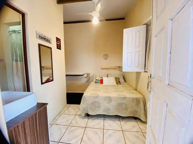 Vila Das Estrelas - Guesthouse เลนโซยส์ ภายนอก รูปภาพ